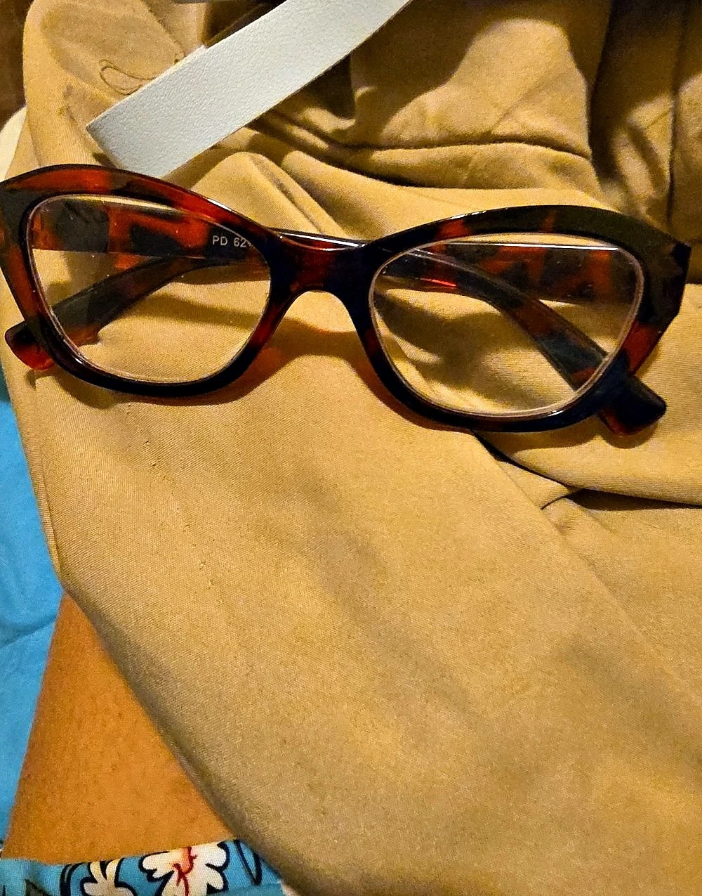 Brown Cat Eye Eyeglasses